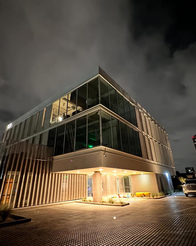 Illuminated commercial building with expansive glazing